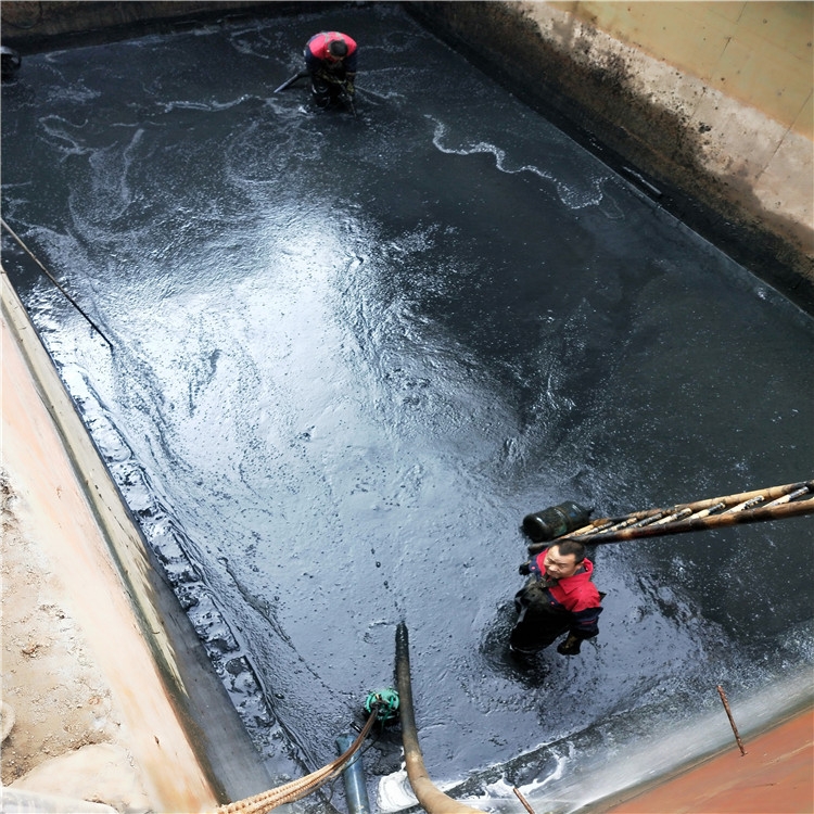 易门废水池清理